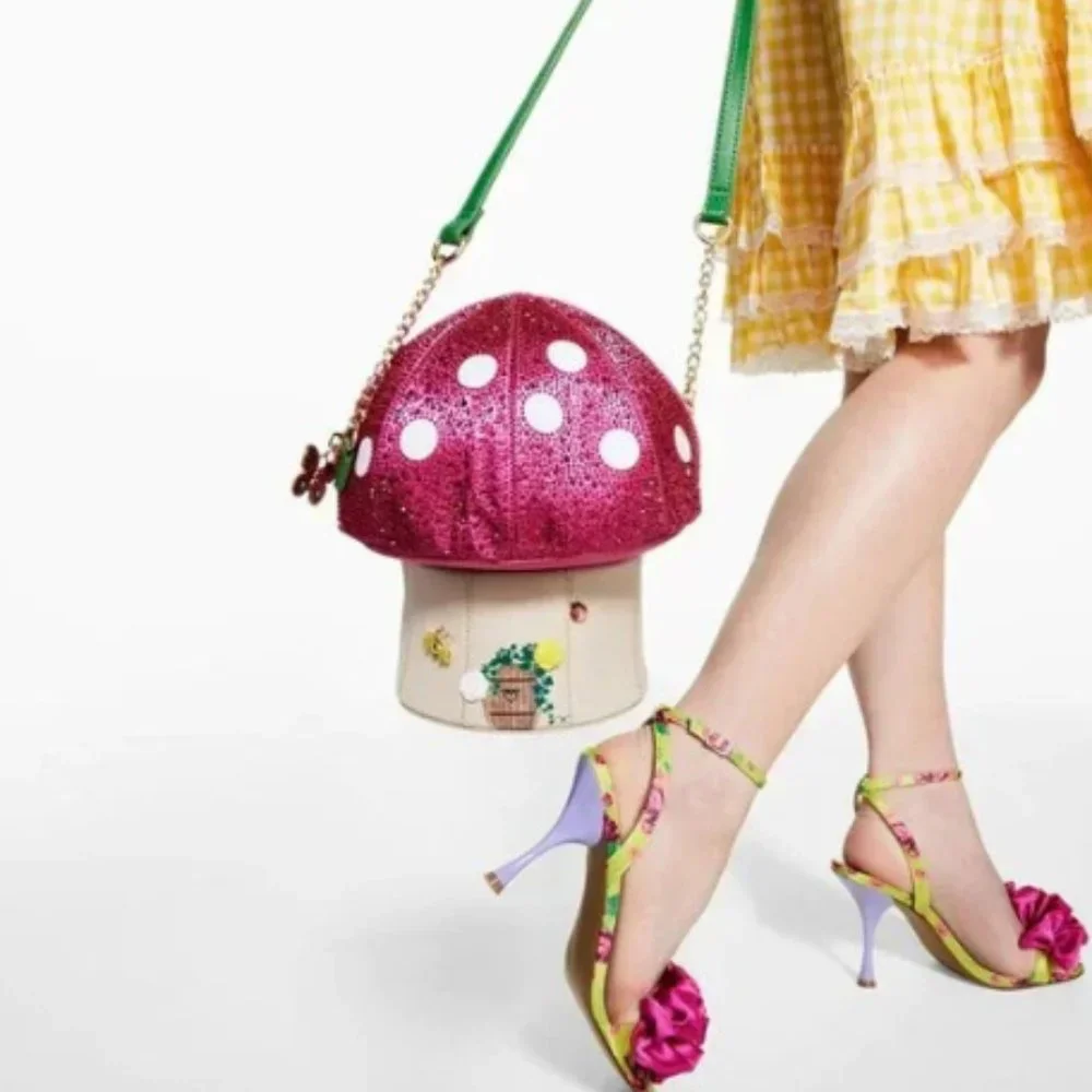 NWT Betsey Johnson KITSCH LOVE YOU SO MUSH MUSHROOM CROSSBODY